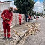 Emlur dá seguimento a serviços de capinação e roçagem em João Pessoa
