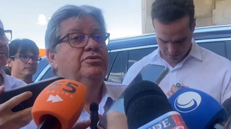 joao-azevedo-55_Easy-Resize.com_-800x448
