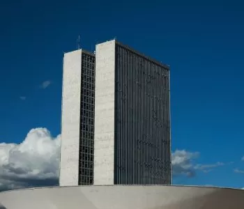 monumentos_brasilia_cupula_plenario_da_camara_dos_deputados3103201340